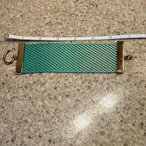 Simple Metal (?) Tourqouise and gold heavy weight mesh horseshoe clasp